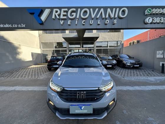 FIAT STRADA 1.3 FIREFLY FLEX VOLCANO CD CVT FIAT STRADA 1.3 FIREFLY FLEX VOLCANO CD CVT